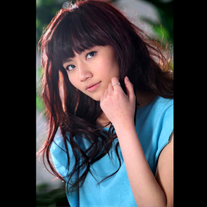 毛茸茸的大骚屄视频
